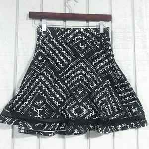 Xhilaration Printed Skirt Size XSmall